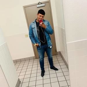 Meet your Posher, Alejandro